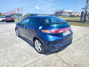 Honda Civic 1.8 - 7