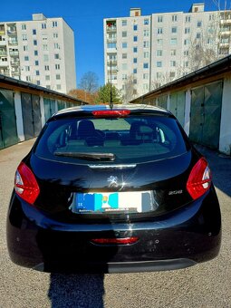 Peugeot 208 1.2 60kw Benzín 2014 Urban Soul - 7