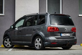 Volkswagen Touran 1.4 TSI EcoFuel Cross DSG7 - 7