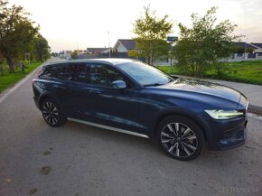 VOLVO V60 CC CROSS COUNTRY - 7