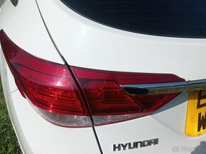 Hyundai i40 1.7 CRDi kombi rok 2017 Náhradné diely - 7