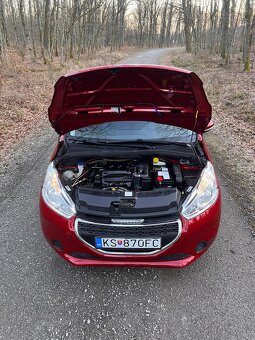 Peugeot 208 - 7