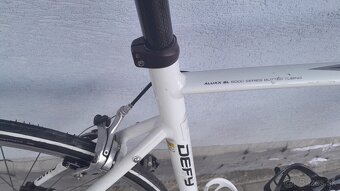 Giant Defy 4 - 7