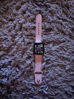 Apple WATCH SE 44 mm - 7