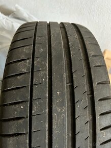 Michelin Pilot Sport 4 - 7