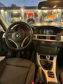 BMW 320d facelift 120kw e91 PANORAMA - 7