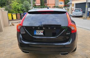 VOLVO V60 D4 SUMMUM geartronic - 7