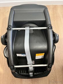 Vajíčko Maxi Cosi Cabriofix a isofix - 7