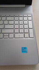 Notebook HP 15s, takmer novy - 7