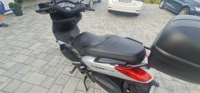 YAMAHA X-MAX 250 - 7