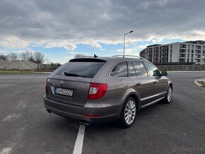 Škoda Superb Combi 3.6 FSI V6 4x4 Elegance DSG - 7