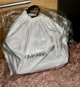 Calvin Klein black original stylovy ruksak-vak-batoh - 7