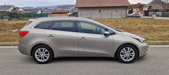 Kia Ceed 1.6i 99kw benzin , model 2015 - 7