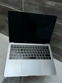 MacBook Air 2018 Retina 13-inch - 7