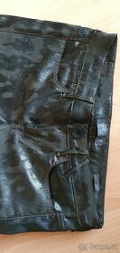 Luxusné GUESS jeggins veľ. 26, teda cca S - 7