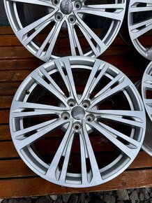 ORIG.AUDI A8 S8 A6 A7 Q5 Q7 R20 5x112 9j ET40 AKO NOVE R20 - 7