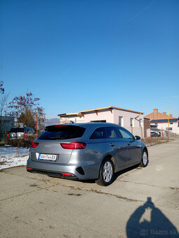 Kia Ceed SW 1.0 T-GDi GOLD + NAVI MY 2024 - 7