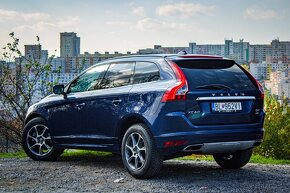 Volvo XC60 D4 2.4L Drive-E Ocean Race Geartronic AWD - 7