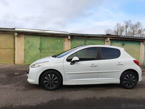 PEUGEOT 207 - 7