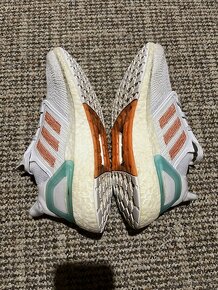 Adidas Ultraboost 20 Vel 36 - 7