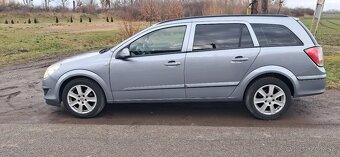 OPEL ASTRA H - 7