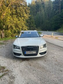 Audi S8 - 7