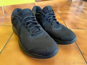 Nike Revolution 4 Black (čierna) - 7