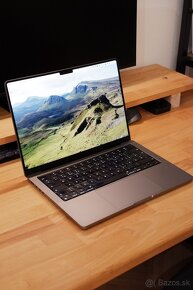 Záruka, MacBook Pro M2 14", PRO Chip - 7