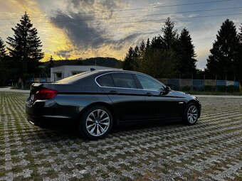 BMW  F10 525 - 7