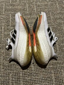 Adidas Ultraboost 21 W Vel 41 1/3 - 7