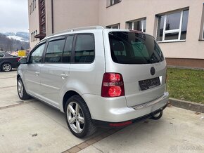 Volkswagen Touran 2.0tdi 103kw DSG Webasto - 7