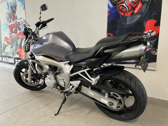 Yamaha FZ6 - 7