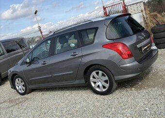 Peugeot 308 2,0 SW HDI PANORAMA 7MÍST nafta manuál 100 kw - 7