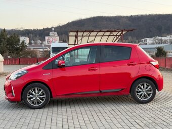 Yaris 1.5 Hybrid 7/2017 85tis.Km kupene SR - 7