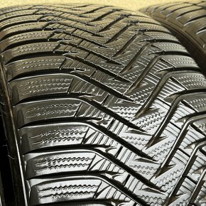 Zimné pneumatiky Hankook 235/45 R18 - 7