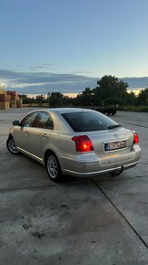 Predam Toyota Avensis 2.0 - 7