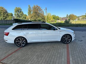 Škoda Superb Sportline Combi 140kw 4x4 Panorama - 7