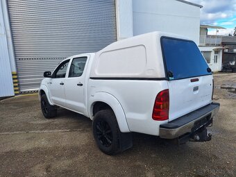 TOYOTA HILUX 2,5 DIESEL 4X4 UZÁVIERKU MA - 7