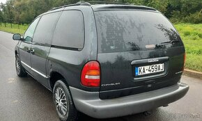 Chrysler Grand Voyager 7 miestne - 7