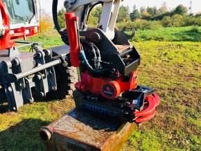 Kolesové rypadlo Takeuchi TB295W - 7