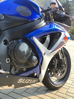 Suzuki GSX-R 600 K7 2007 - 7