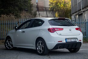 Alfa Romeo Giulietta 1.6 JTD Sprint - 7