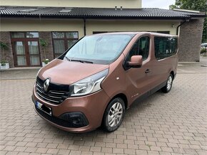 Renault Trafic Bus - 7