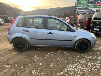 Ford Fiesta Benzín Automat 2005 79 000 km 1.4 59kw - 7