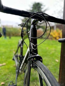 Na predaj cestný bicykel Felt Z5 - v špičkovom stave - 7