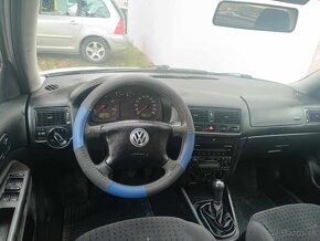 Volkswagen Golf 4 1.9 TDI 81KW Rotačka Rok 2003 - 7