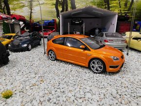 model auta Ford Focus ST Mk2  Otto mobile 1:18 - 7