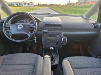 Volkswagen Sharan 1.9 TDI  4Motion 7-miestne - 7