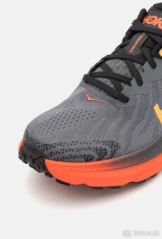 Hoka Challenger art 7 - 7