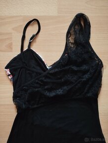 Čierne vzorované šaty s čipkou Bonprix - 7